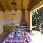 Fragola - House With Large Garden Вилла