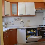 Fragola - House With Large Garden * Tinjan