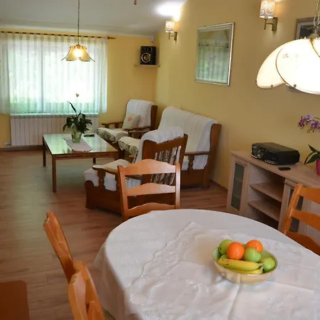 Fragola - House With Large Garden Vila Tinjan